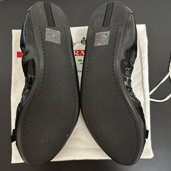 Excellent Condition Prada Shoe - Picture 4 of 6